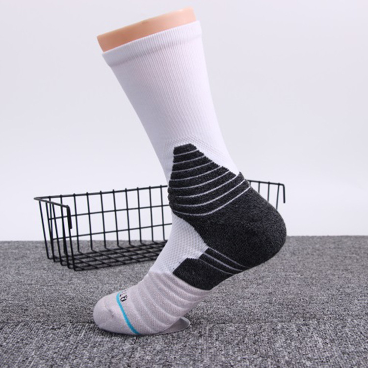 Athletic Compression Socks Crew Elite Basketball Socks Thick Terry Sports Socks Wholesale for Swelling